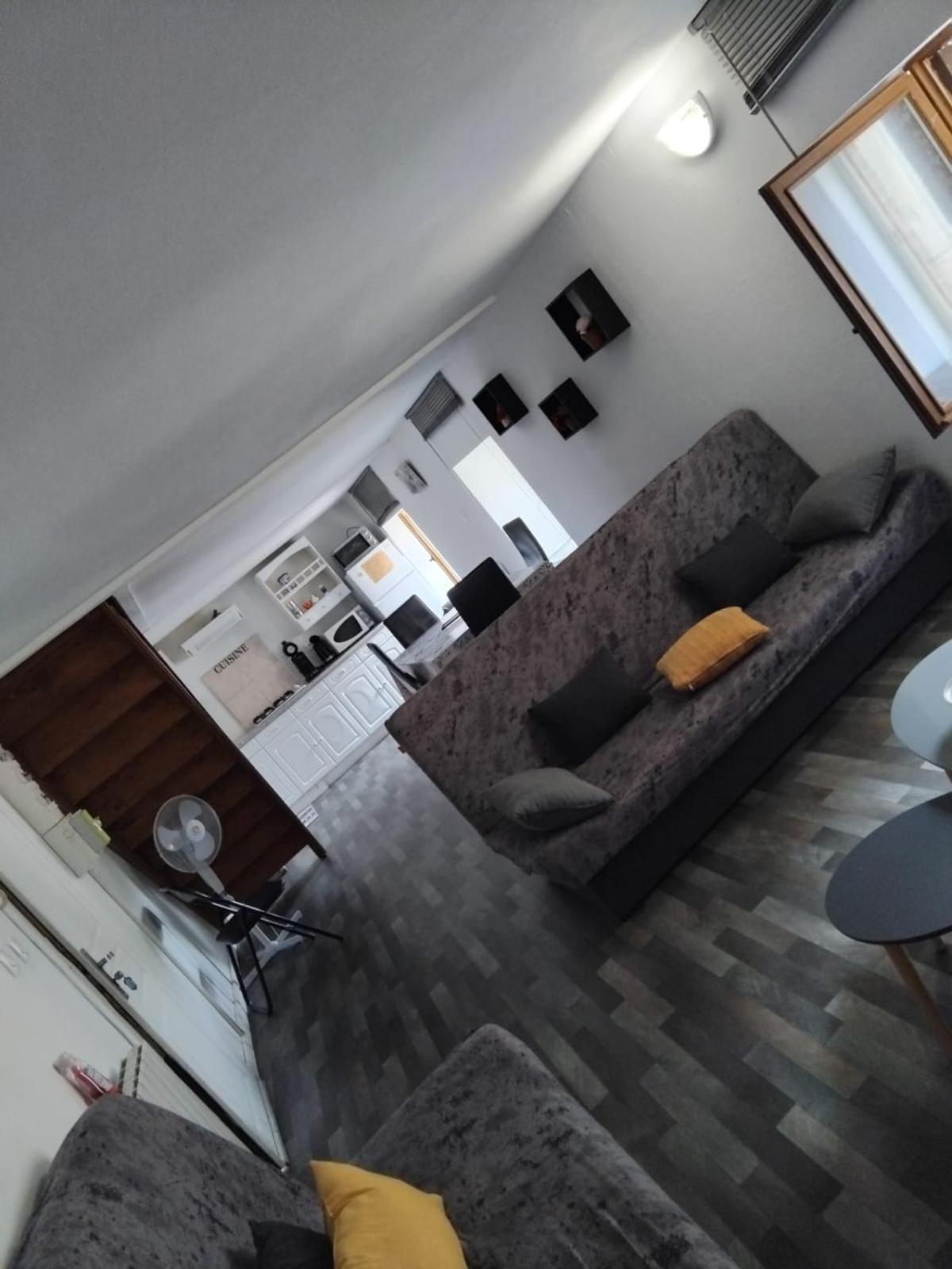 Appartement En Duplex 1 Mirecourt Εξωτερικό φωτογραφία